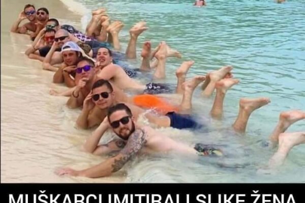 MUŠKARCI IMITIRALI SLIKE ŽENA SA PLAŽE i nastao je URNEBES: Slikali se kao i žene na Instagramu, SLIKA BROJ 3. je HIT GODINE